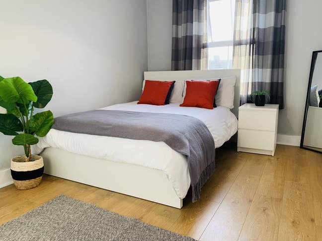 Female preferred - Homely House Share !!! Main Photo