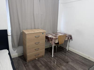 2Lovely Double&SNG Rooms@E16 3LJ/Prince Regent Main Photo