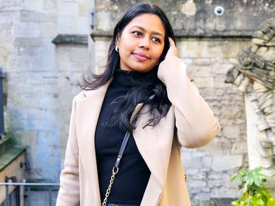 Professional female looking for a double room  Main Photo