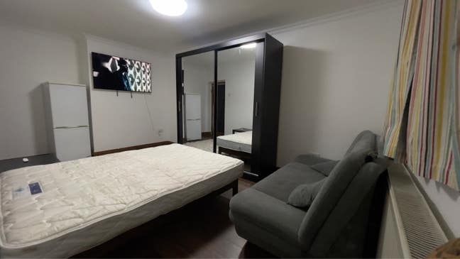 Luxury Large Double Room SW15 Available Now Main Photo