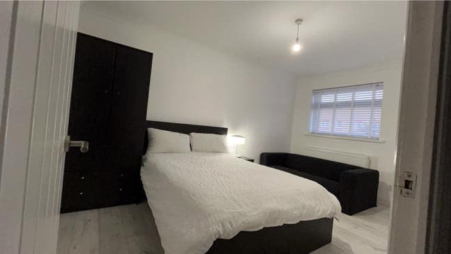 Double bedroom for rent Main Photo