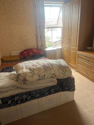 Room for rent Main Photo