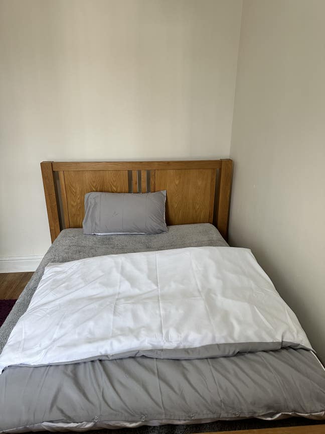 Single room in a Shared House (Walton) Main Photo