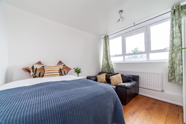 🏙️ Move-in Ready Wimbledon Room🏡 Main Photo