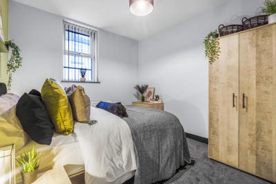 Fully Furnished House Share | All Bills Included | Main Photo