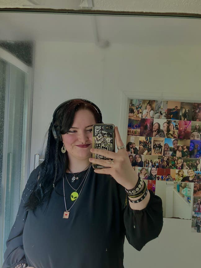 22 y/o Bartender seeking house share Main Photo
