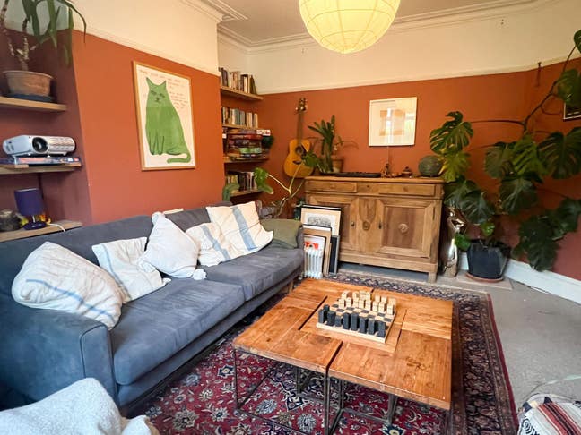 Short term in beautiful sunny room  Main Photo