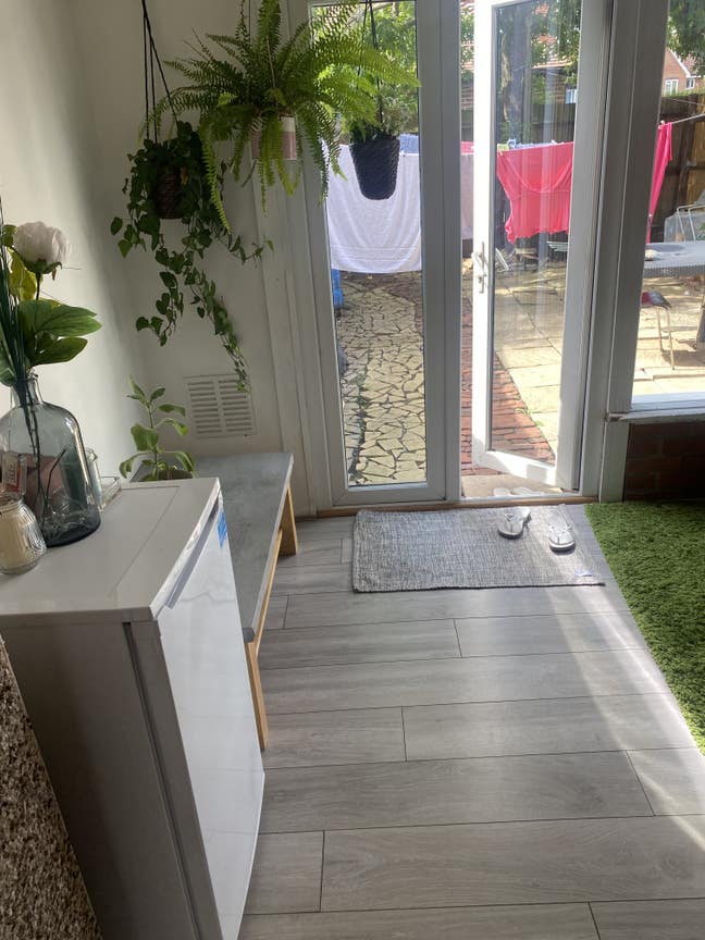 House very clean  Main Photo