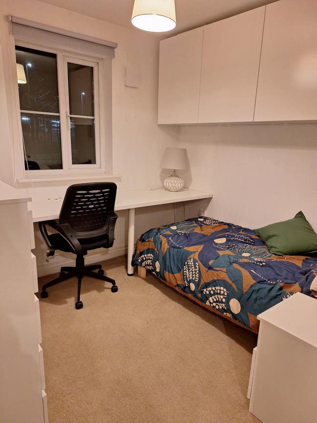 Single Room with Private Shower/WC, all inclusive Main Photo