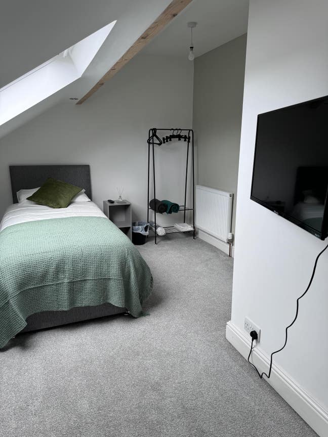 Single room in Penrith Main Photo