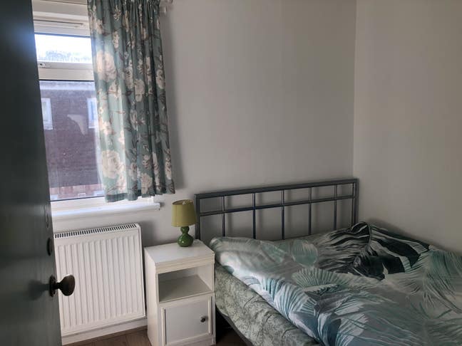 1 Double Bedroom Available Main Photo