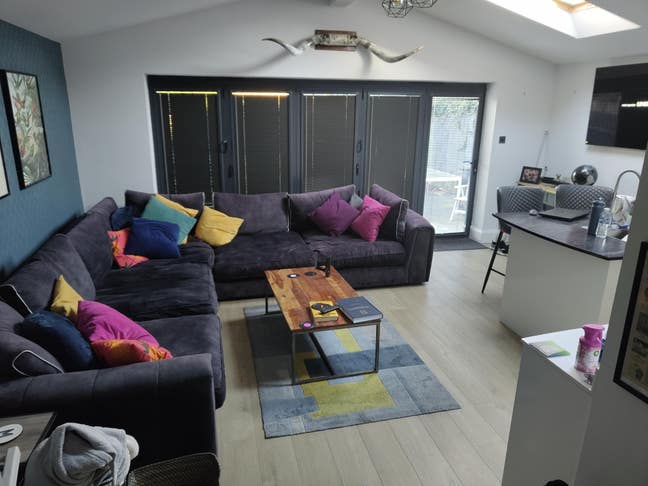 Double Room to Rent  Main Photo