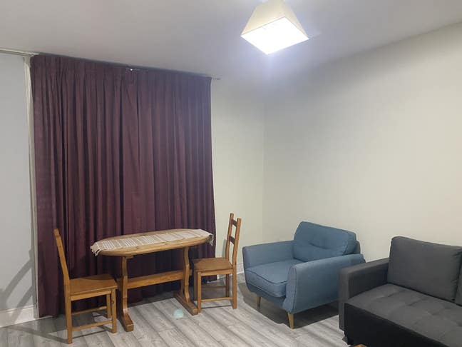 A room to let in a two bedroom flat DD3 6HE Main Photo