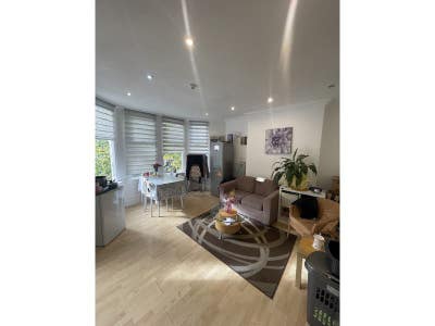 Rooms to rent in Marlborough Road Main Photo