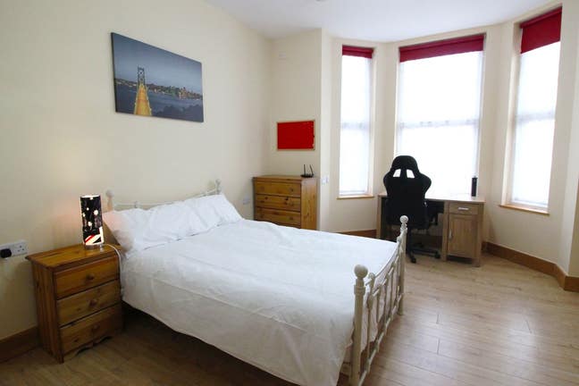 21QRS01 - A Place You’ll Love to Call Home! Main Photo