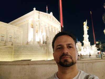 Looking for a 1 month short let in Ldn from 13.3 Main Photo