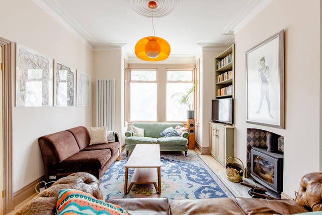Double room in gorgeous  home. E11 Main Photo