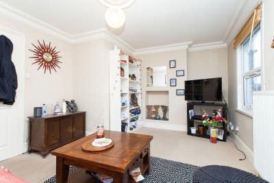 Spacious duplex 1 double bedroom flat in Islington Main Photo