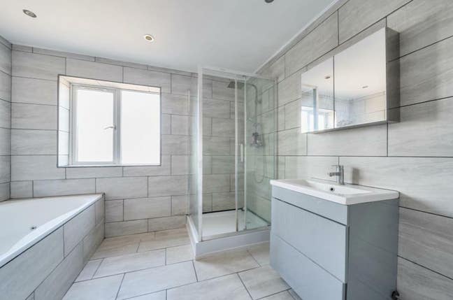 Room to rent for professionals preferably Main Photo