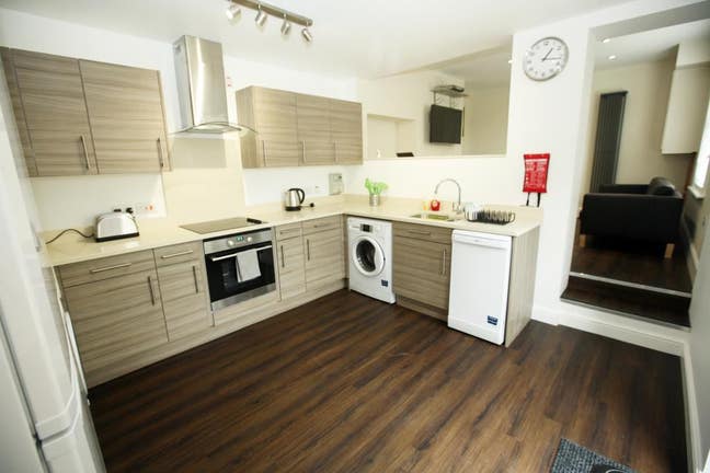 2 x Double Rooms | £595/£685 | Great Location 🏠 Main Photo