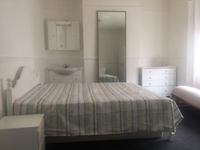 Double Room by the Sea! No Fees!  Main Photo