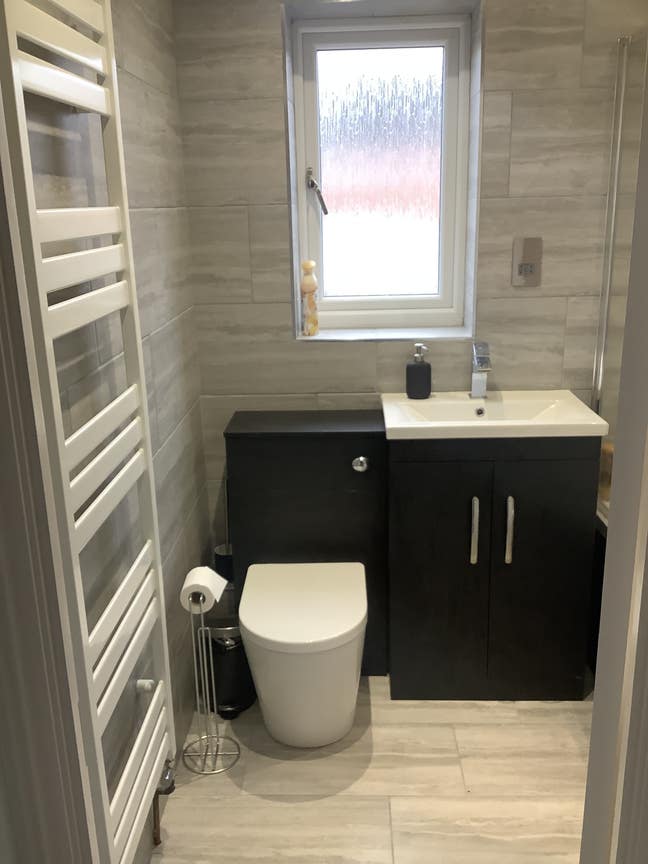 Double room for rent £650 a month. Available  Dec Main Photo