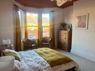 Large, newly decorated double room Main Photo