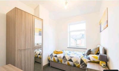Furnished Ensuite Double Room, Parking, Bills inc Main Photo