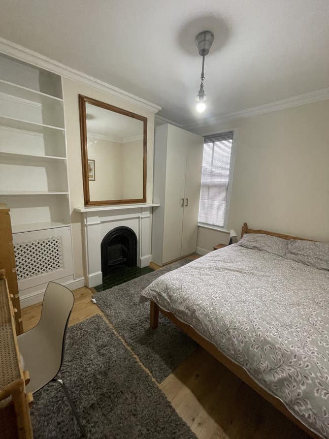 Double room Acton Town Main Photo