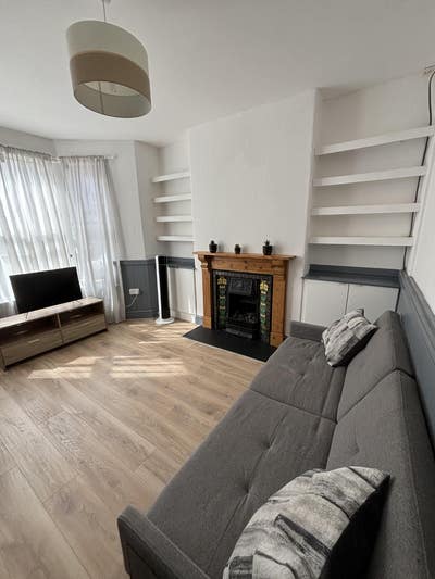 Cardiff Roath Quality House Let Main Photo