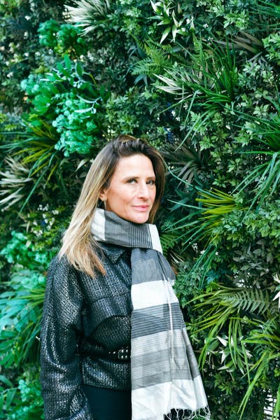 Female entrepreneur seeks easy going house share Main Photo