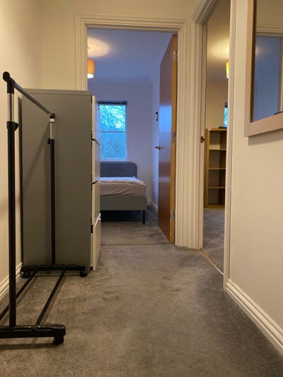Self-contained bedroom, living room & own bathroom Main Photo