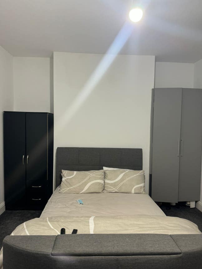 Room to Rent Main Photo