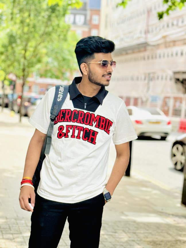 Student Male seeks a single or double room Main Photo