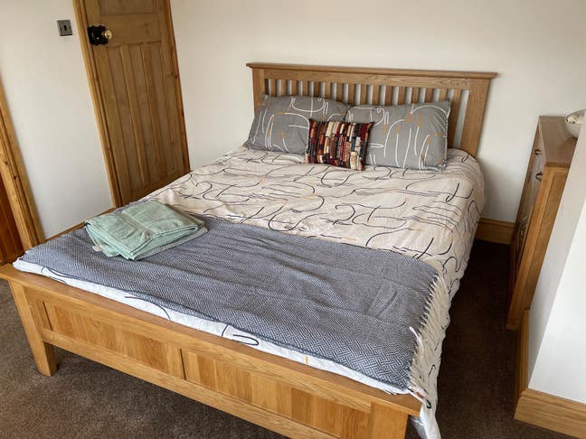 Space Close to Wrexham City Centre (Short Term) Main Photo