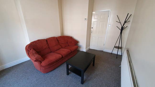 1 Bedroom Flat with Private Parking and WiFI Main Photo