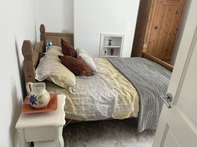 Large double room Main Photo