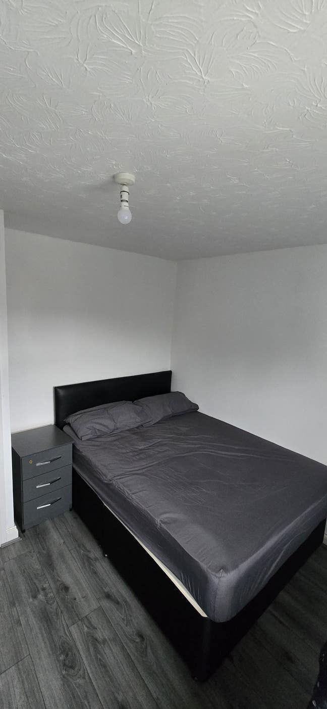1 bedroom house share available  Main Photo