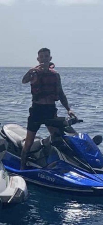 Professional Male seeks a double room Main Photo