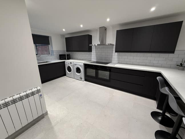 Luxury Ensuite Rooms NG7 2RP Main Photo