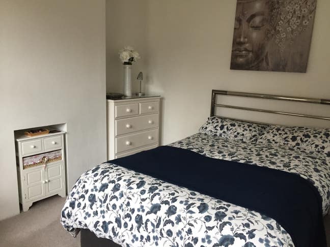 Large single-occupancy double room - bills inc Main Photo