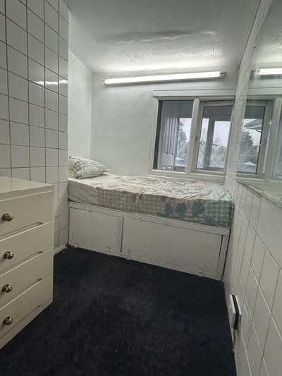 Single Room Available  Main Photo