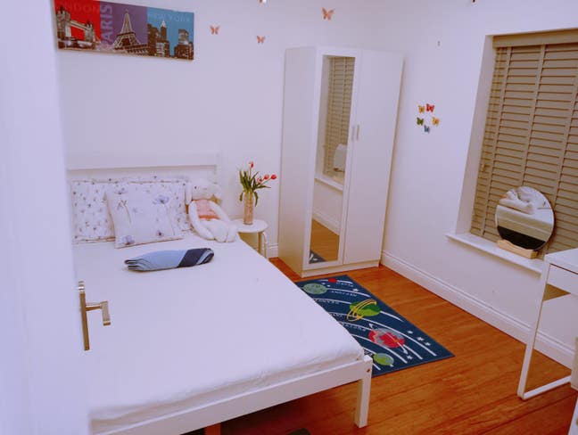 Single room in Family House Main Photo