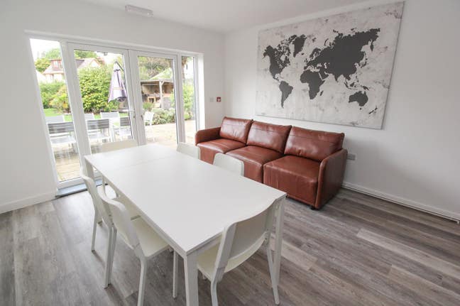 Garden Annex Room | Free Rent*| Deposit Options * Main Photo