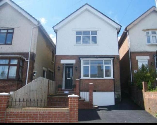 Double Room with Own Private Bathroom  Main Photo