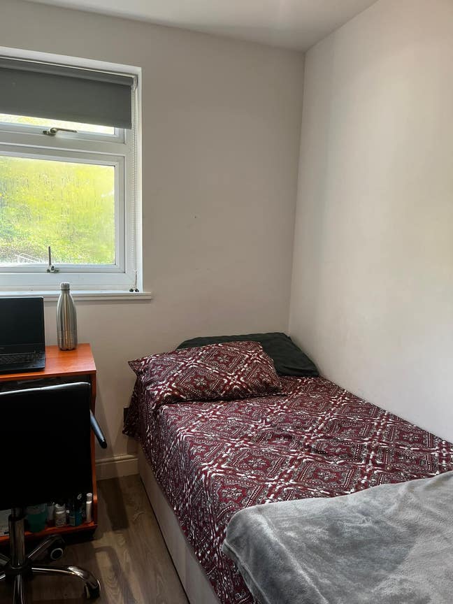 Well maintained property, close to Uni of Leeds Main Photo