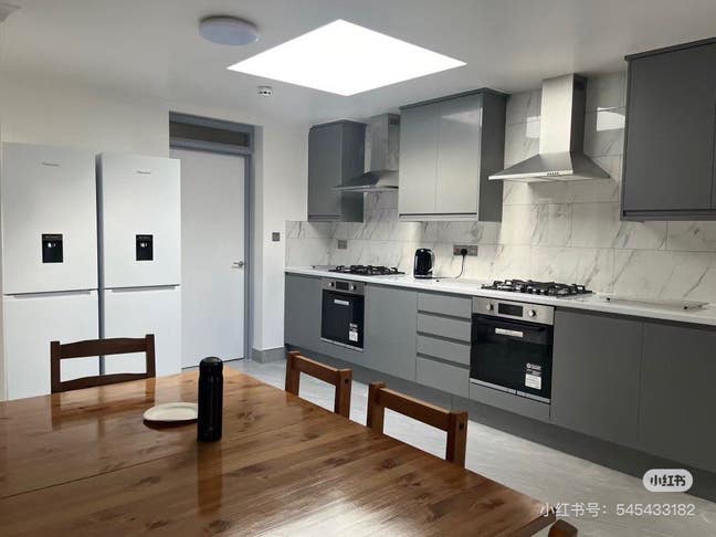 1 big double room available  Main Photo