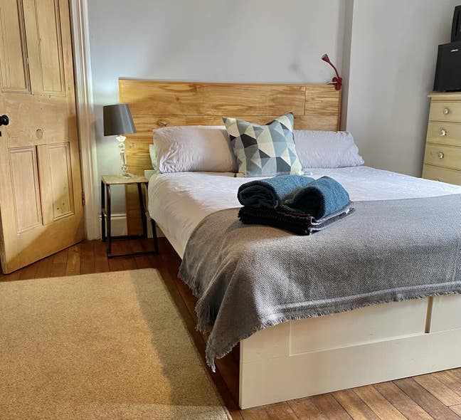 En-suite room with balcony  Main Photo