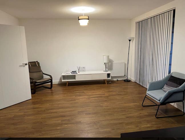  Bed  space  in  a  double  room.  Main Photo