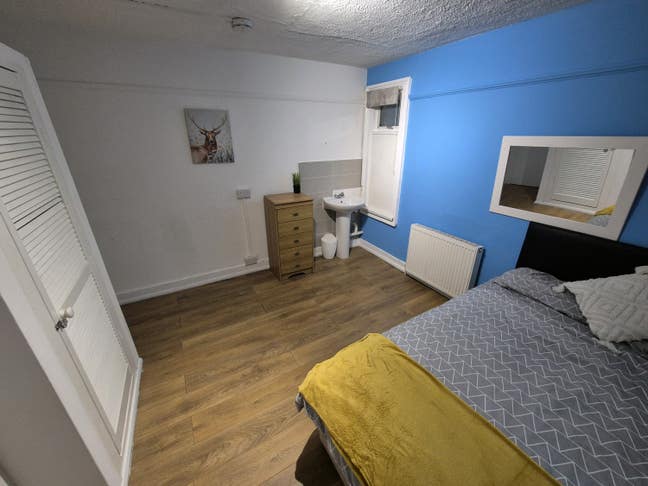 👀Stunning Fully Furnished Room! Main Photo